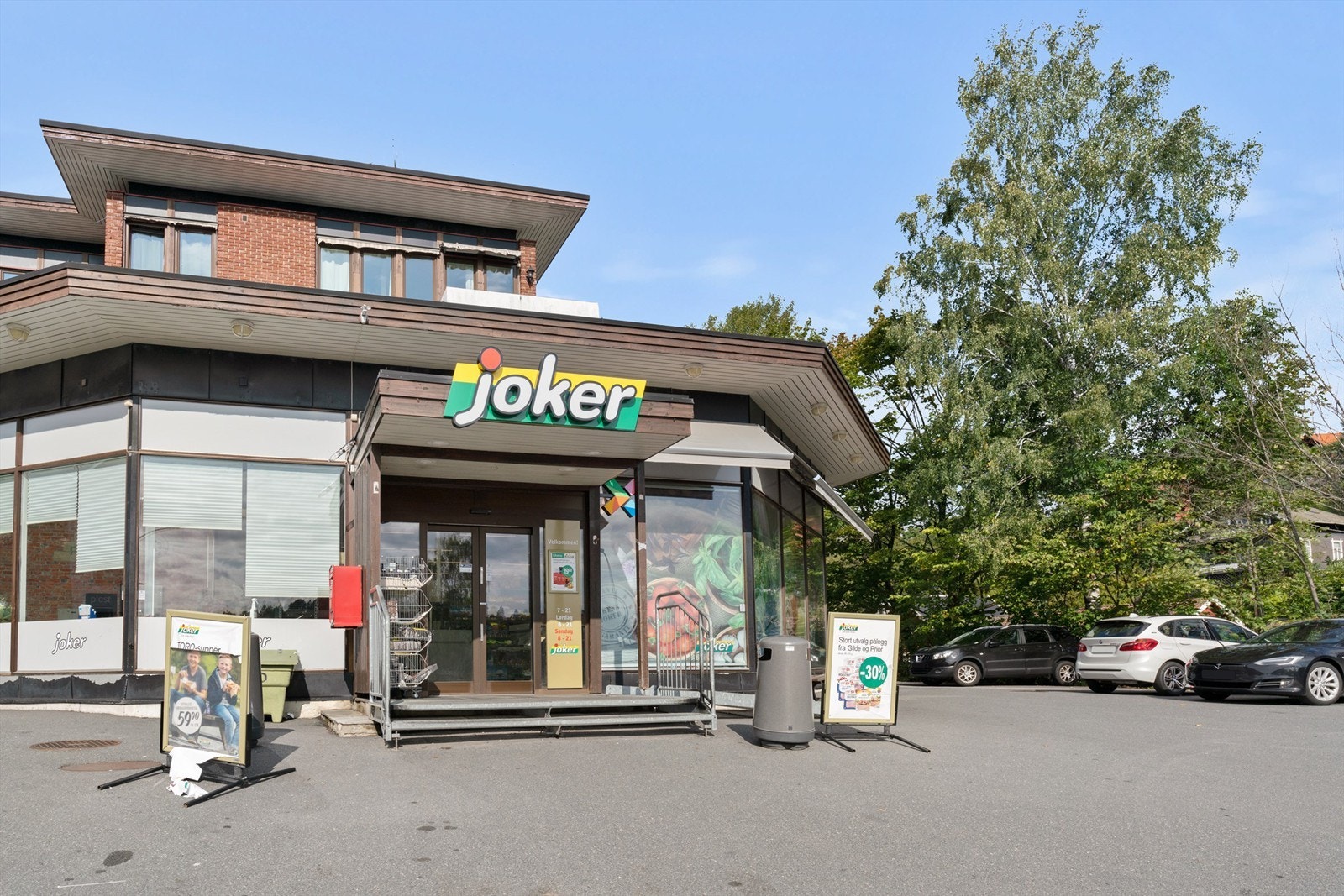 Ljan - Umiddelbar nærhet til søndagsåpen Joker. Galleribilde