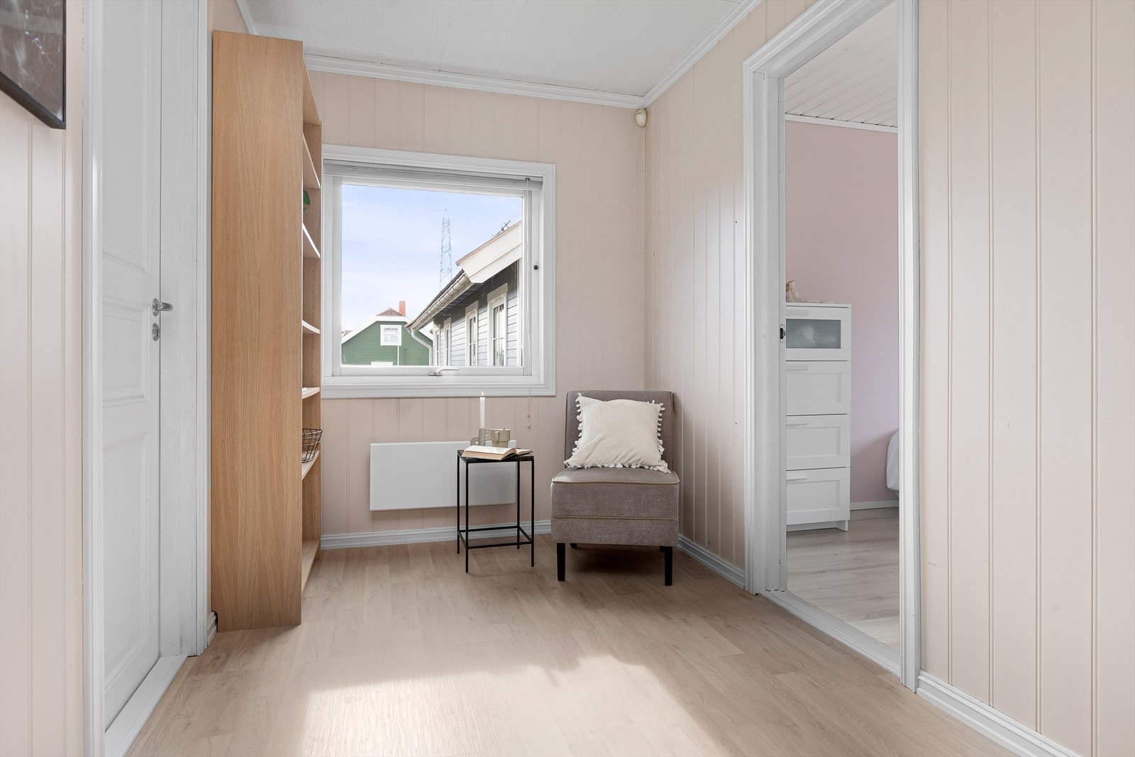 Gang i 2.etasje med nytt gulv fra 2025 Galleribilde