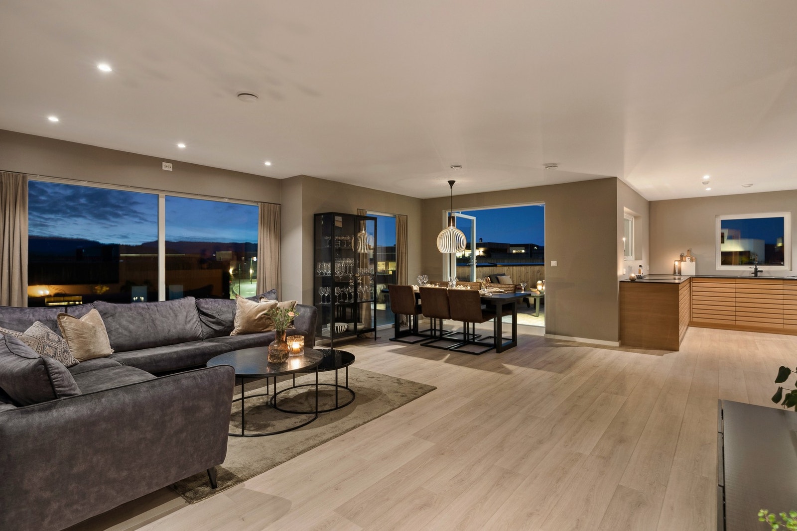 PrivatMegleren v/ Jonas Jaatun har gleden av å presentere Trollbærveien 2! Galleribilde