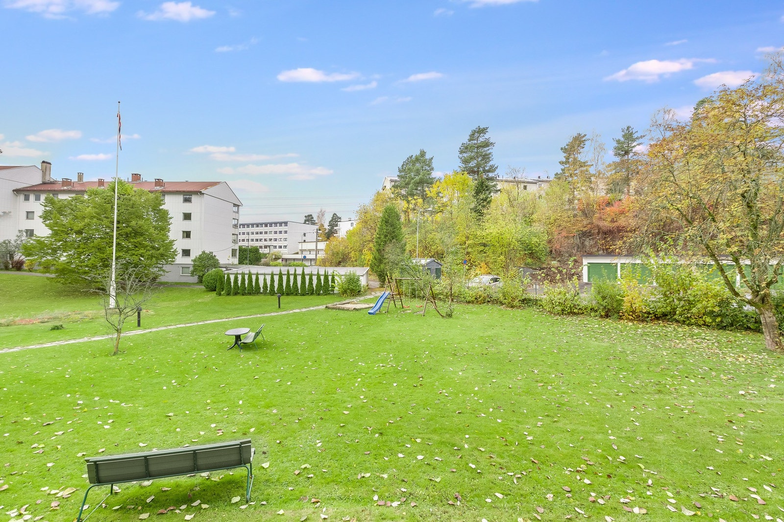 Grønne fellesarealer mellom boligene Galleribilde