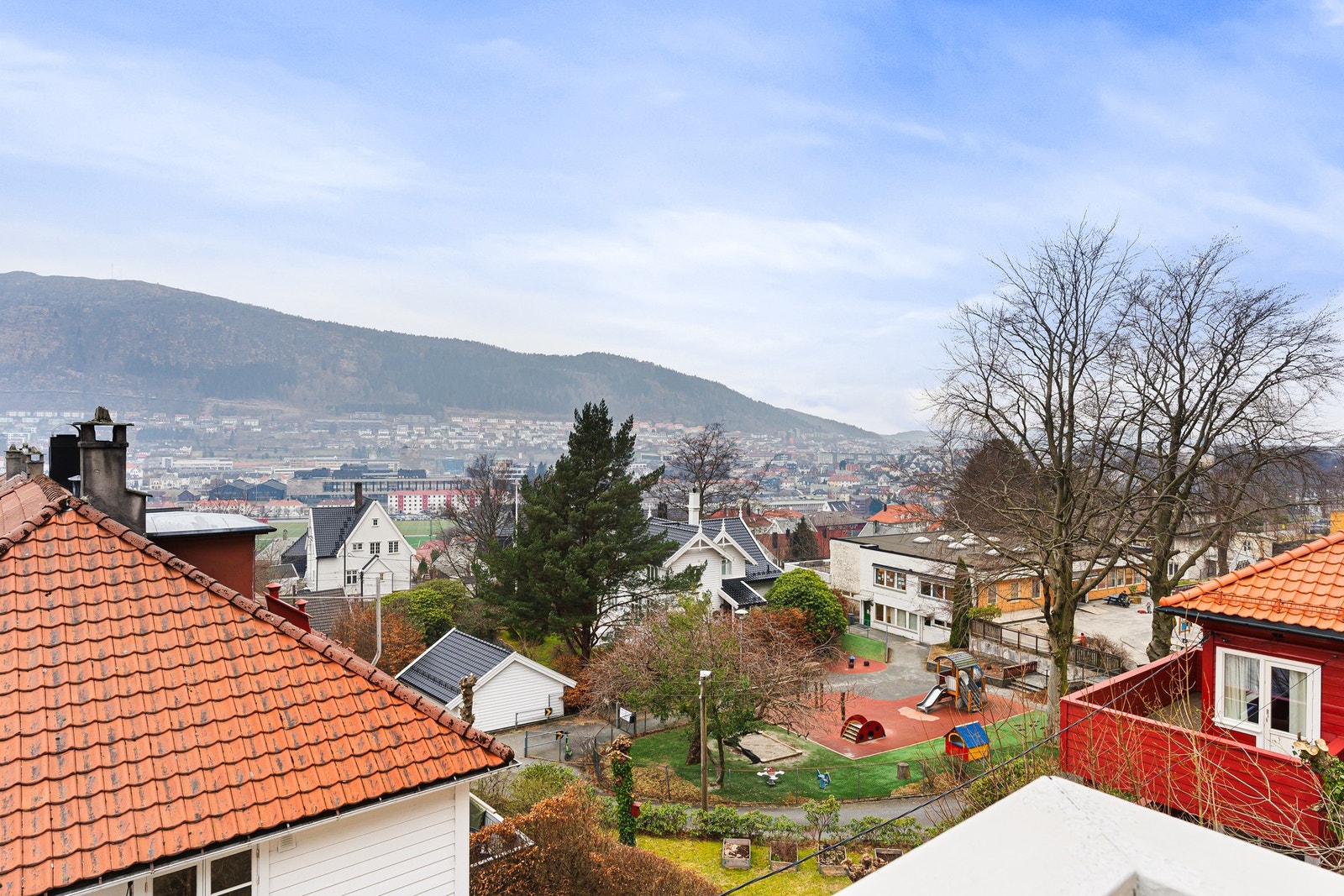 Utsikt fra balkong. Galleribilde