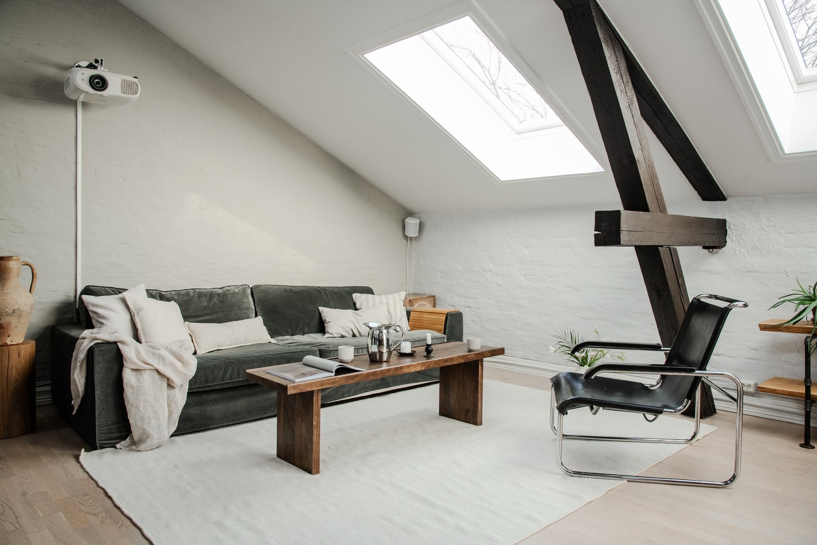 Dette er en sjelden perle midt mellom Slottet og Frogner. Galleribilde