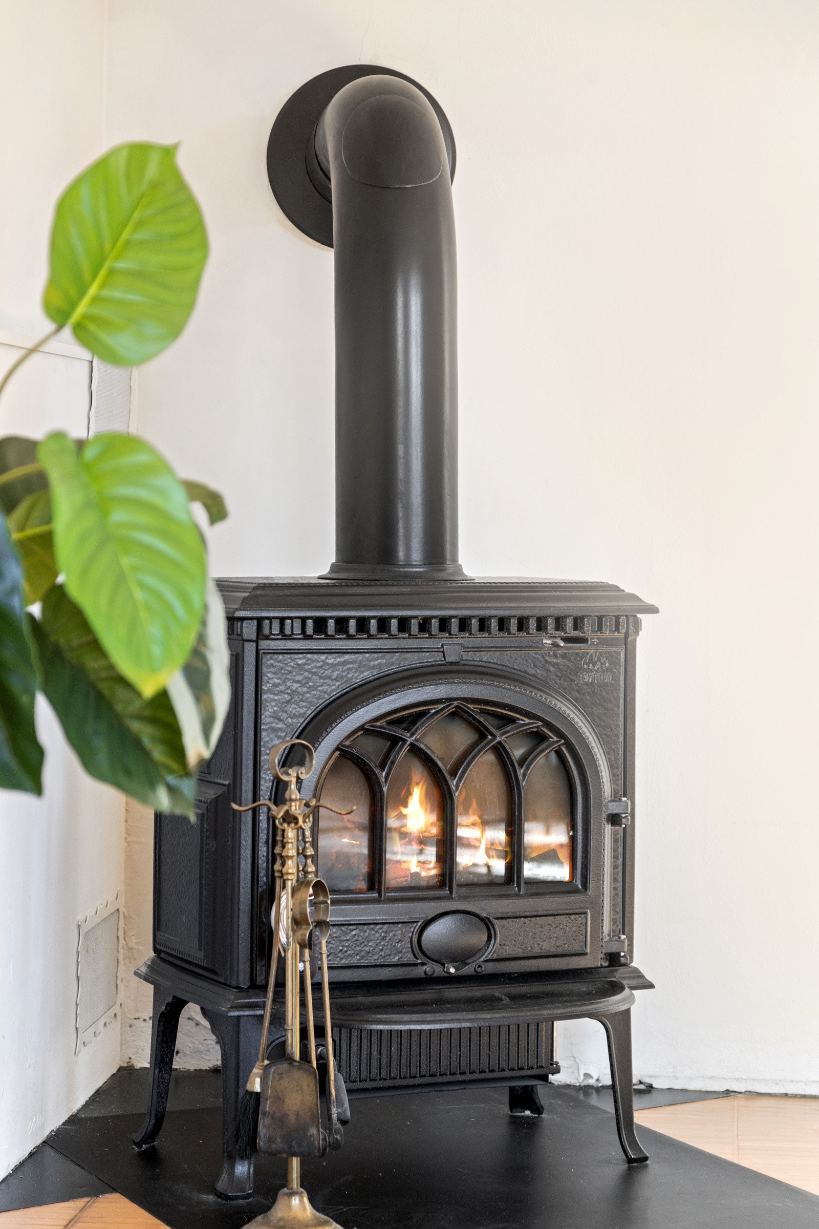 Peisovn som gir både varme og hygge. Galleribilde