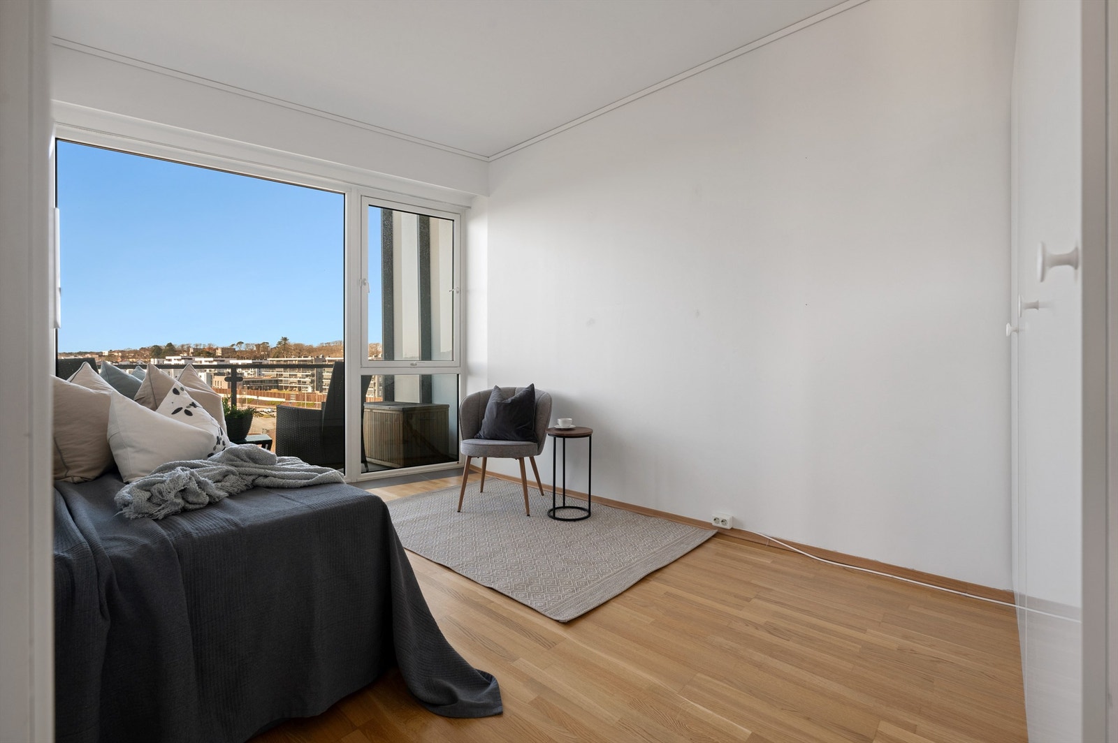 Soverom 2 - garderobe medfølger Galleribilde