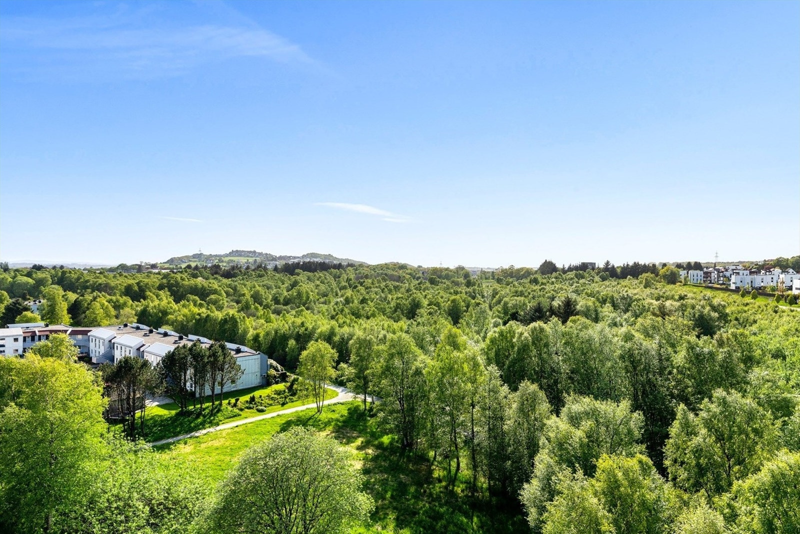 På sommeren er utsikten slående! (selgers private bilde) Galleribilde