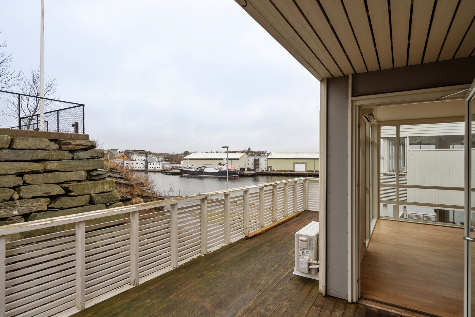 Maritim utsikt fra leiligheten og terrassen Galleribilde