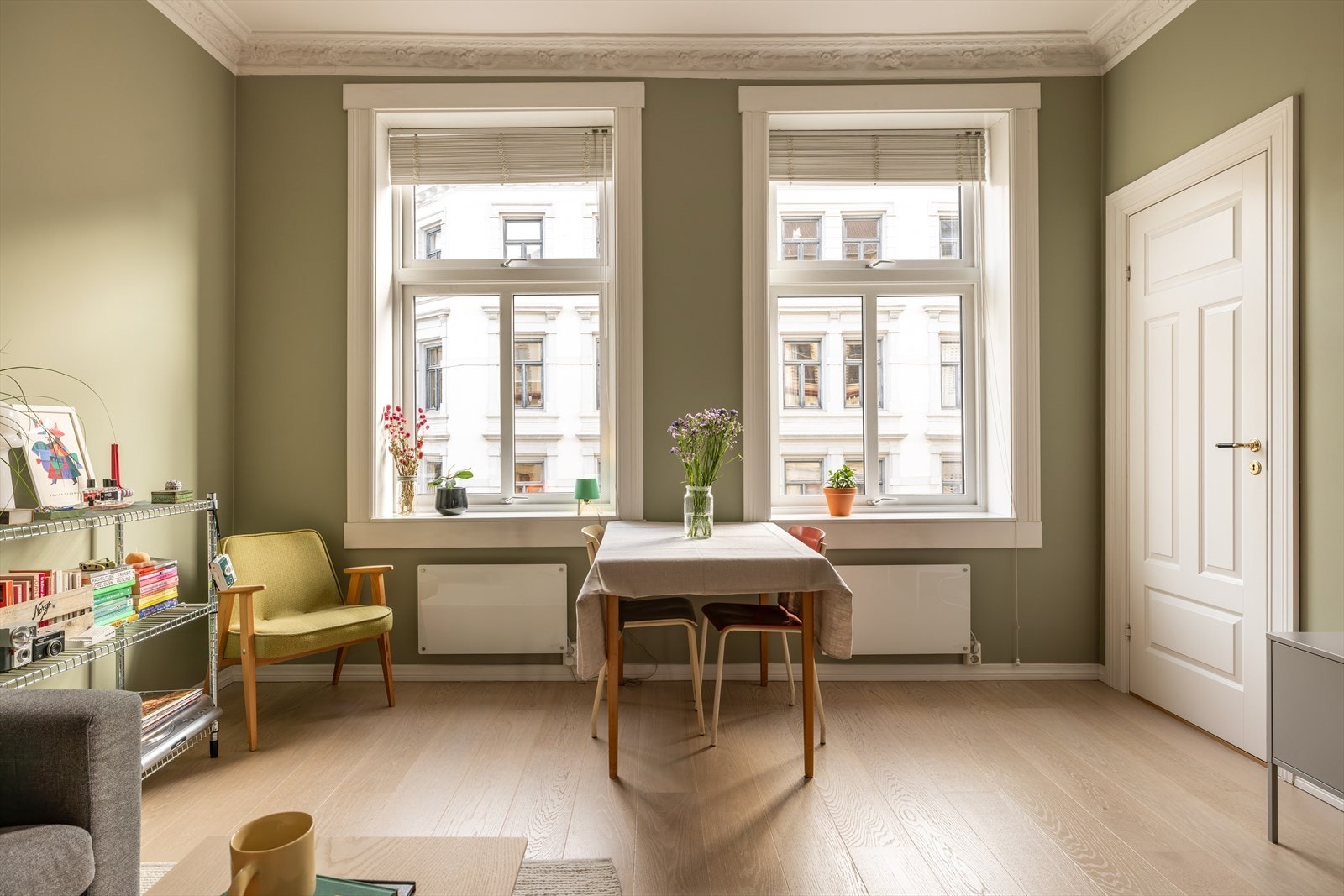 En sjarmerende og klassisk 2-roms beliggende attraktivt til, nær ved Sofienbergparken. Galleribilde