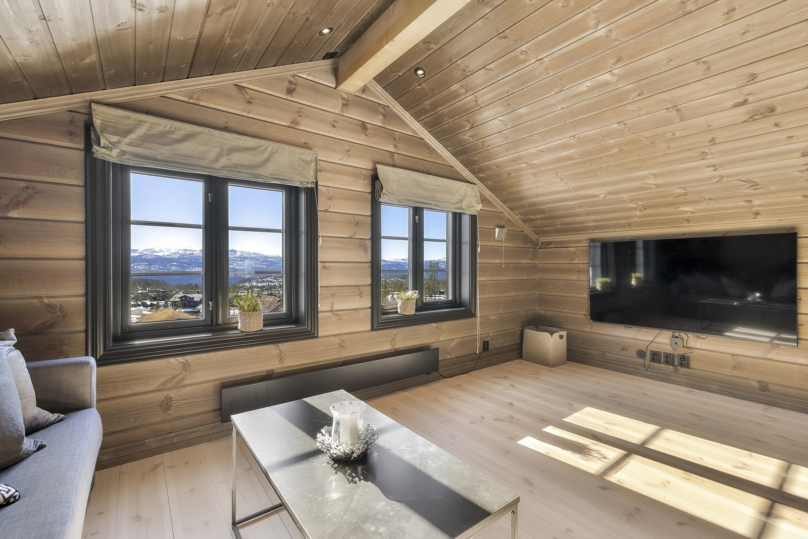 Oppstue med nydelig utsikt Galleribilde