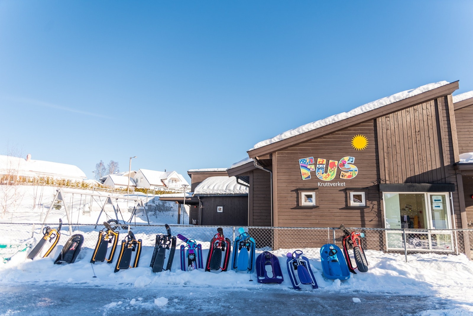 Rett ved Kruttverket Hageby ligger Kruttverket FUS barnehage. Det er også flere barnehager i gangavstand. Galleribilde