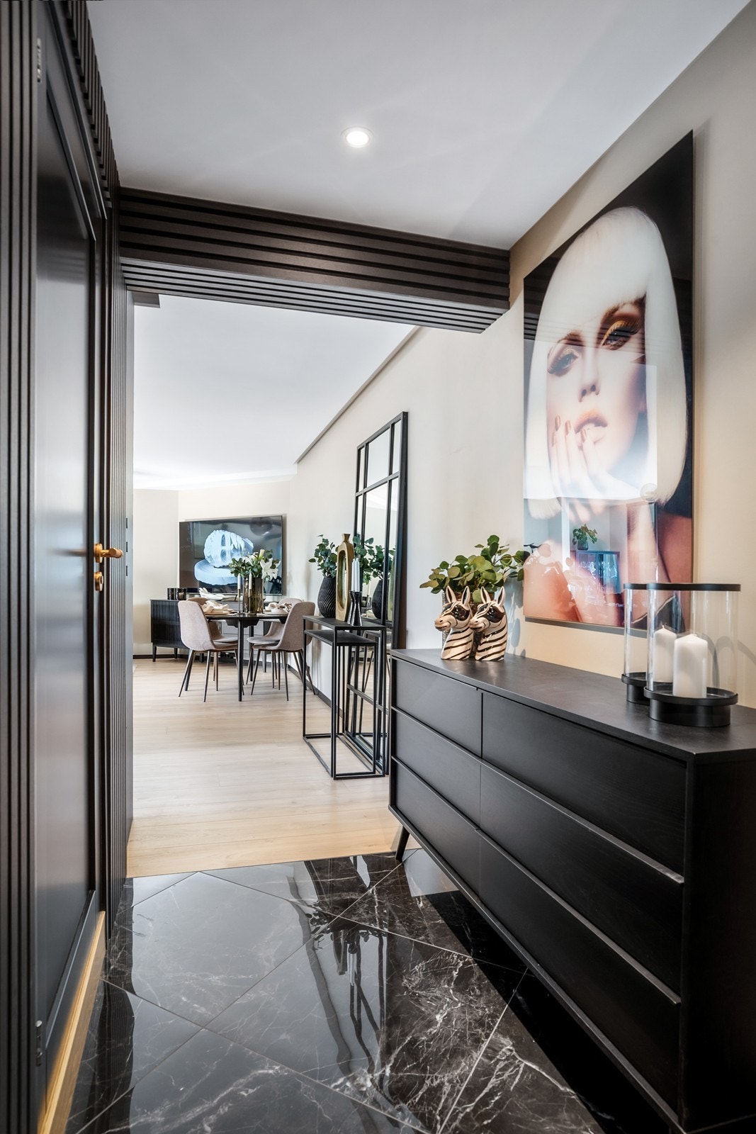 Gang med gode oppbevaringsmuligheter. Galleribilde