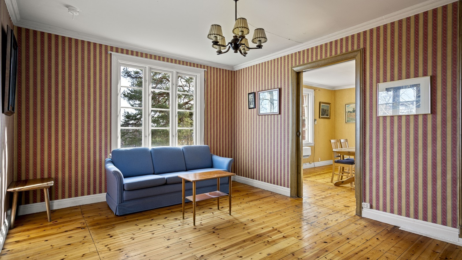 inngang fra stue til spisestue Galleribilde