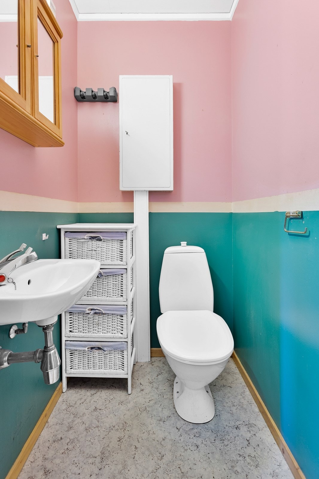 WC med spreke farger Galleribilde