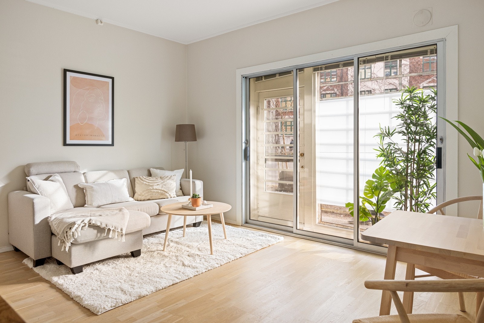 Velkommen til Kjølberggata 24 A - En lys, delikat og romslig 2-roms leilighet Galleribilde