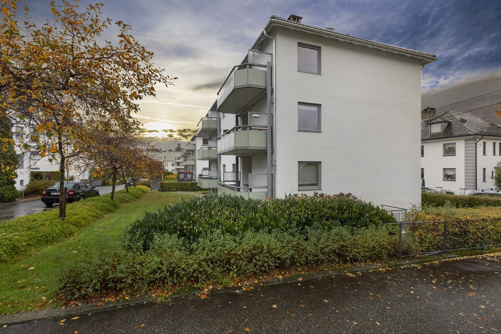 025_.jpg Galleribilde