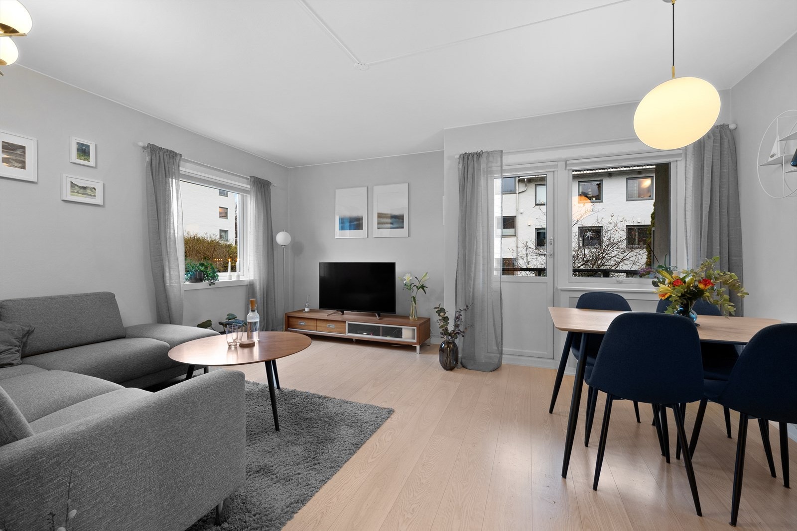 Romslig og flott 3-roms leilighet i byggets 2. etasje Galleribilde