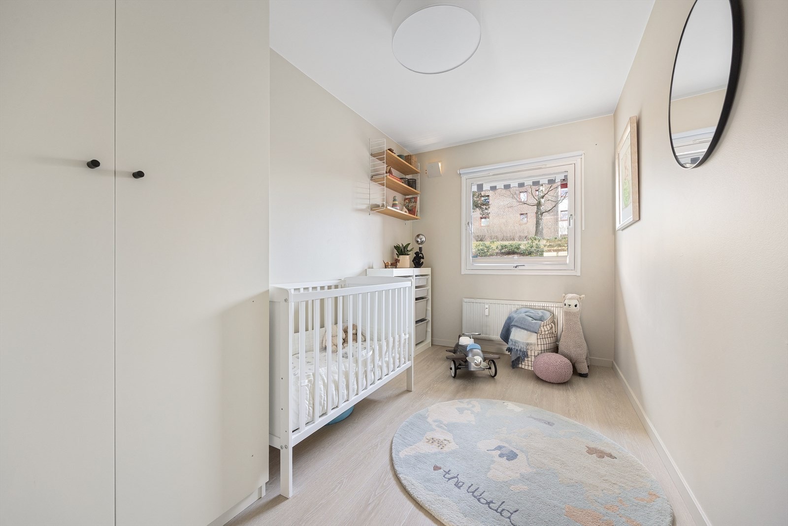 Soverom III i dag innredet som barnerom Galleribilde