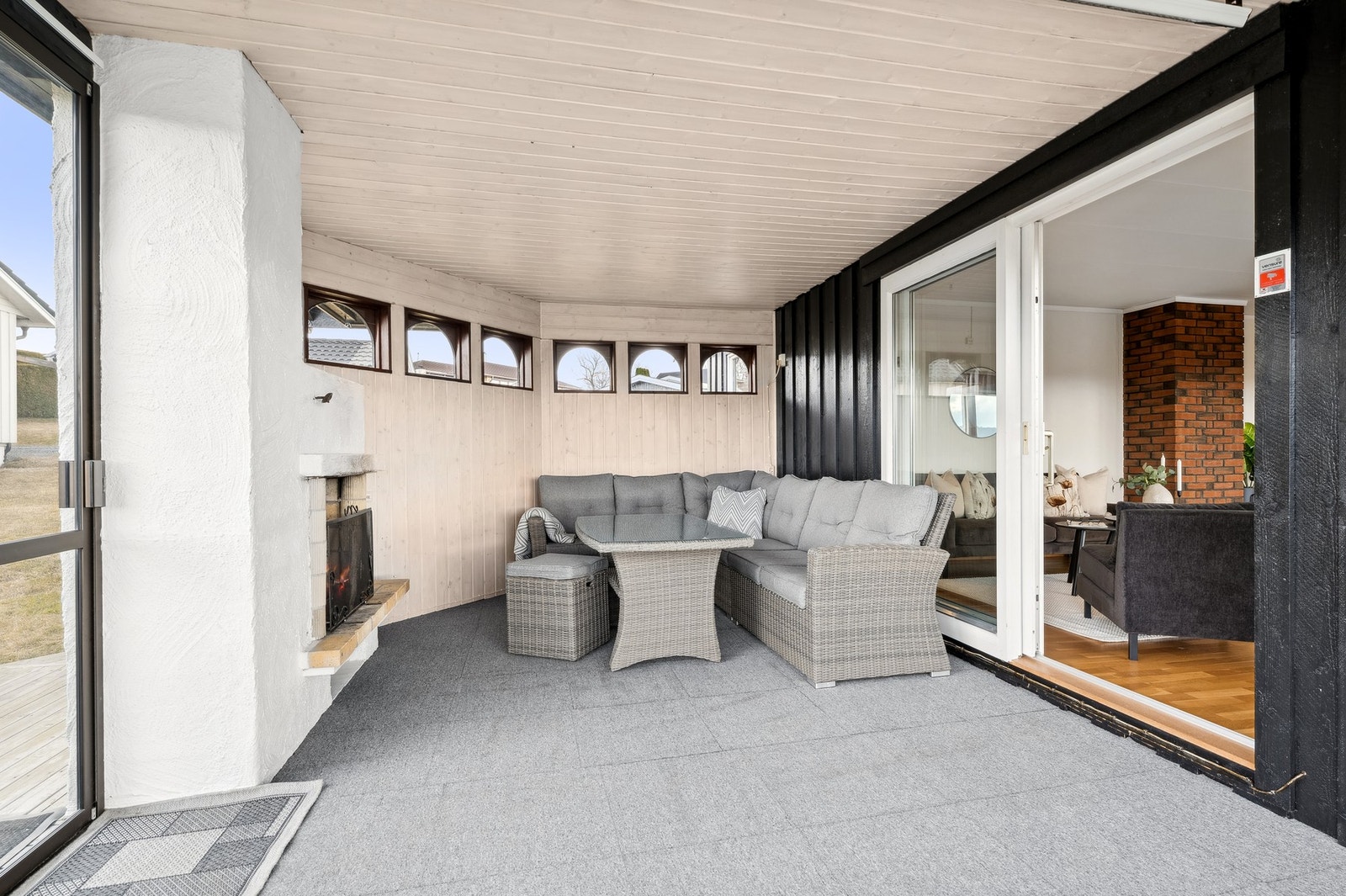 En herlig forlengelse av stuen om sommeren. Galleribilde