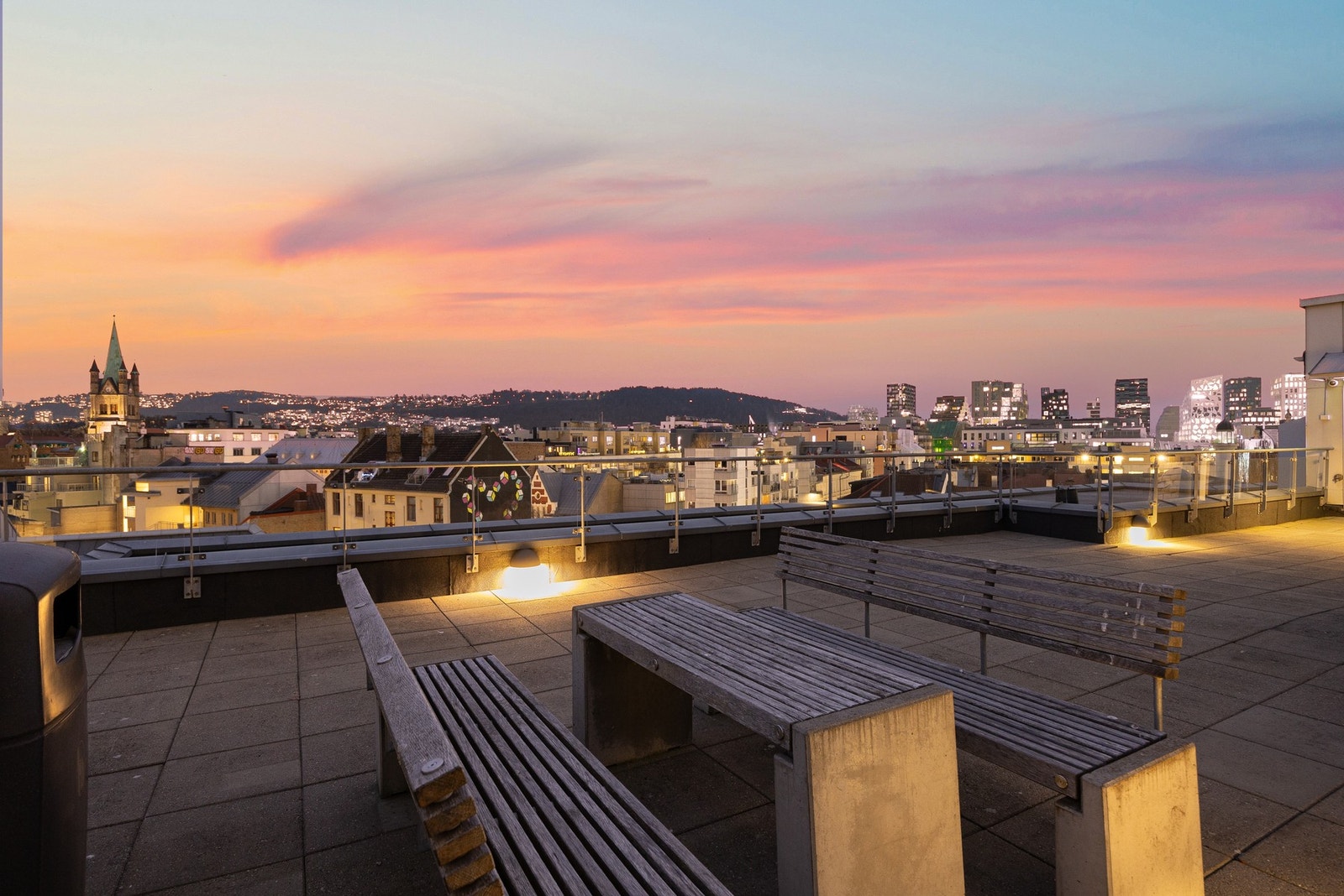 Felles takterrasse med fantastisk utsikt! Galleribilde