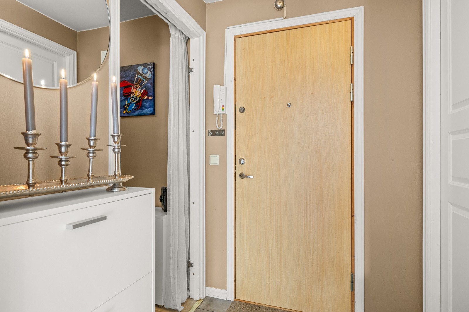 Entré. Galleribilde