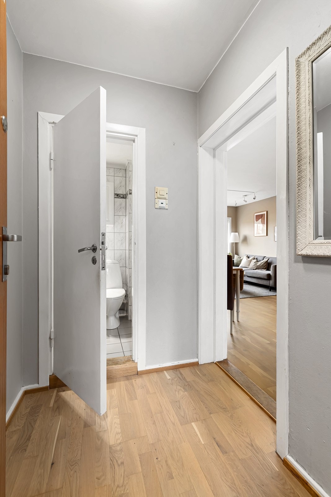 Leiligheten disponerer videre 2 eksterne boder med masser av lagringsplass! Galleribilde