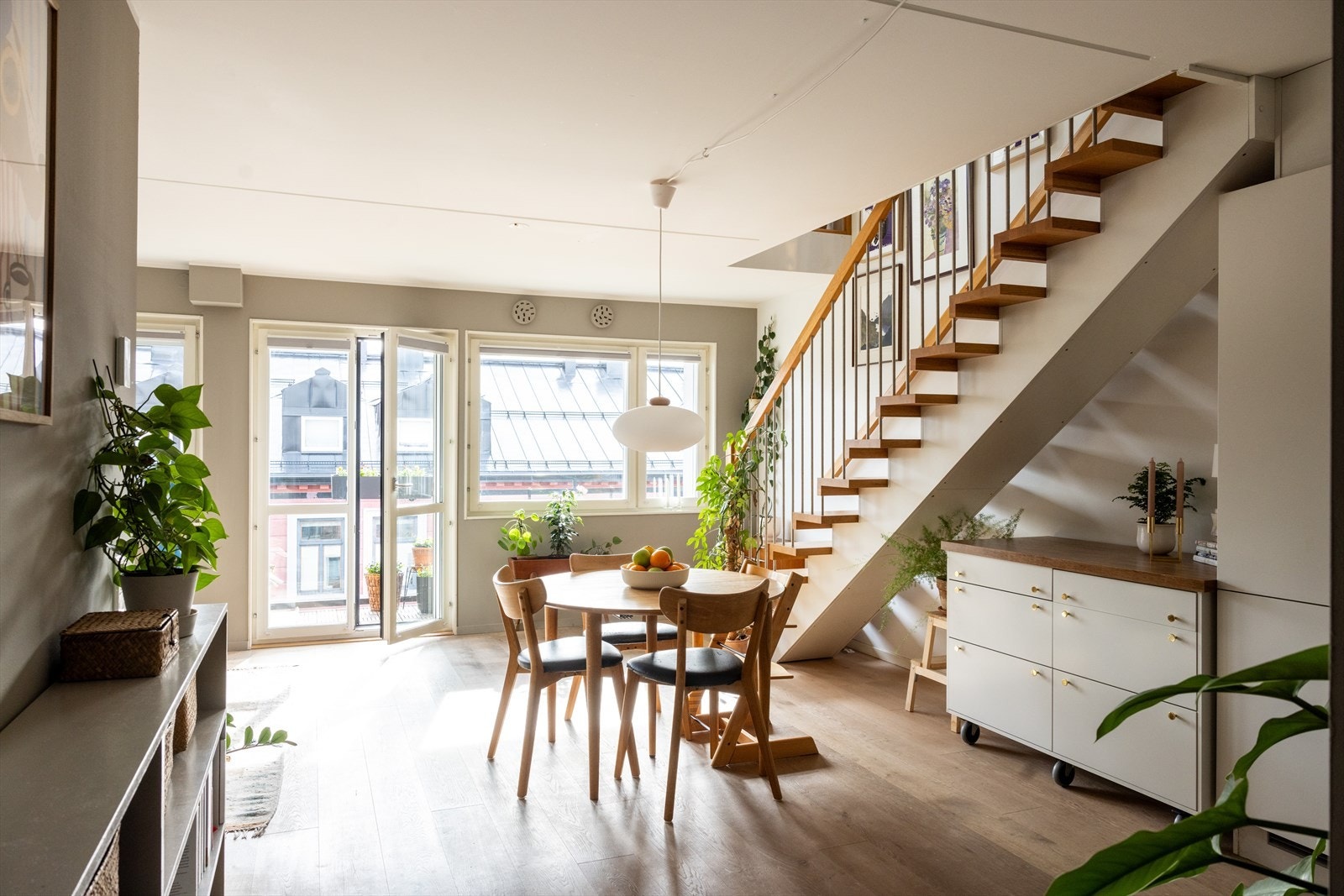 - Lys og hyggelig stue - Galleribilde