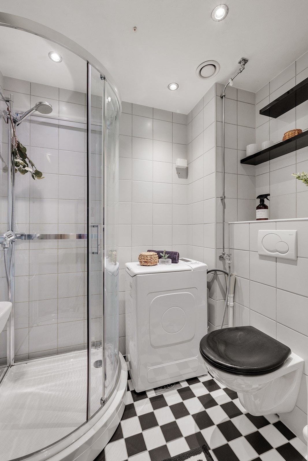 Rommet har elektriske varmekabler Galleribilde