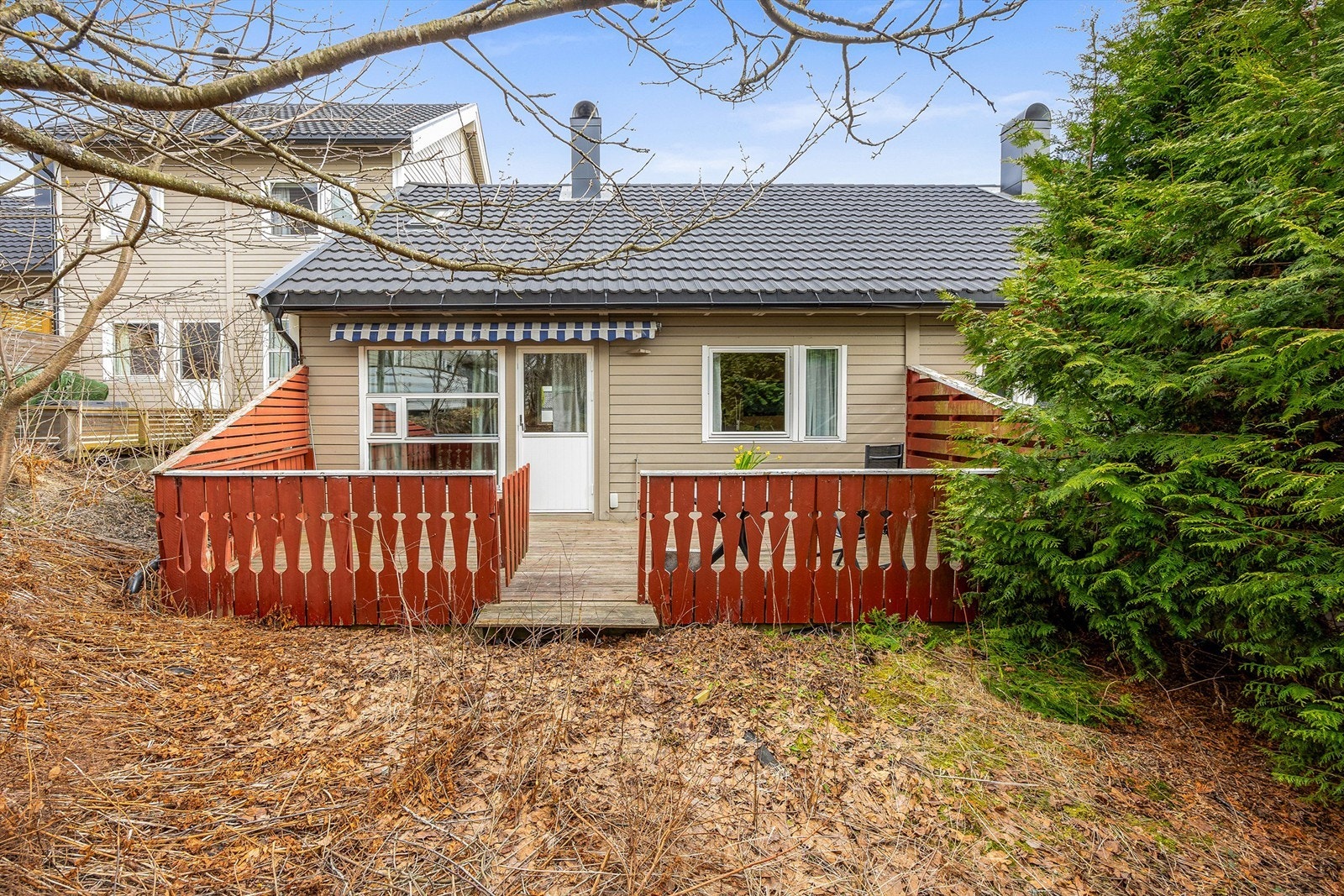 Terrasse m/hageflekk Galleribilde