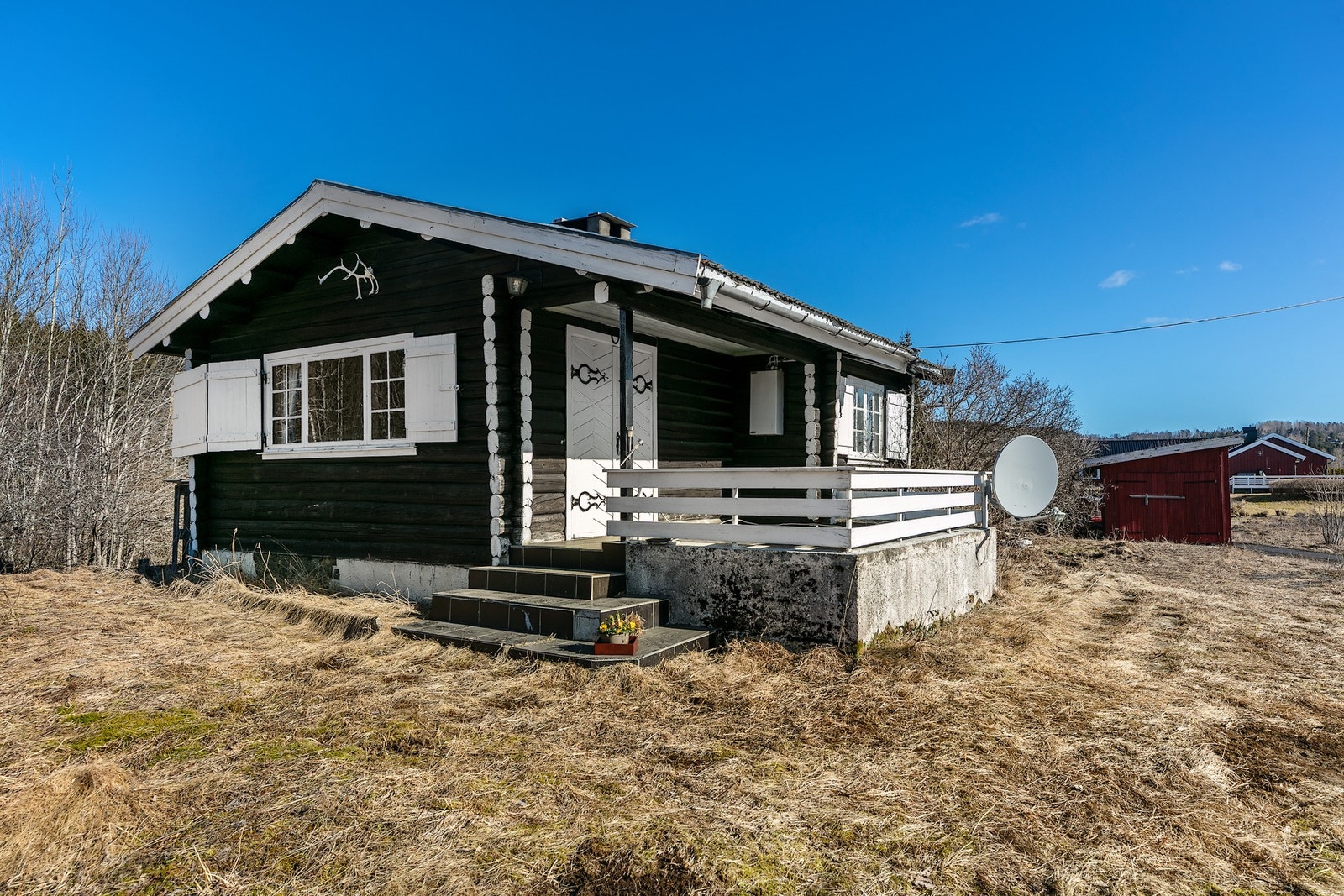 Solrik tomt med stort potensiale. Galleribilde