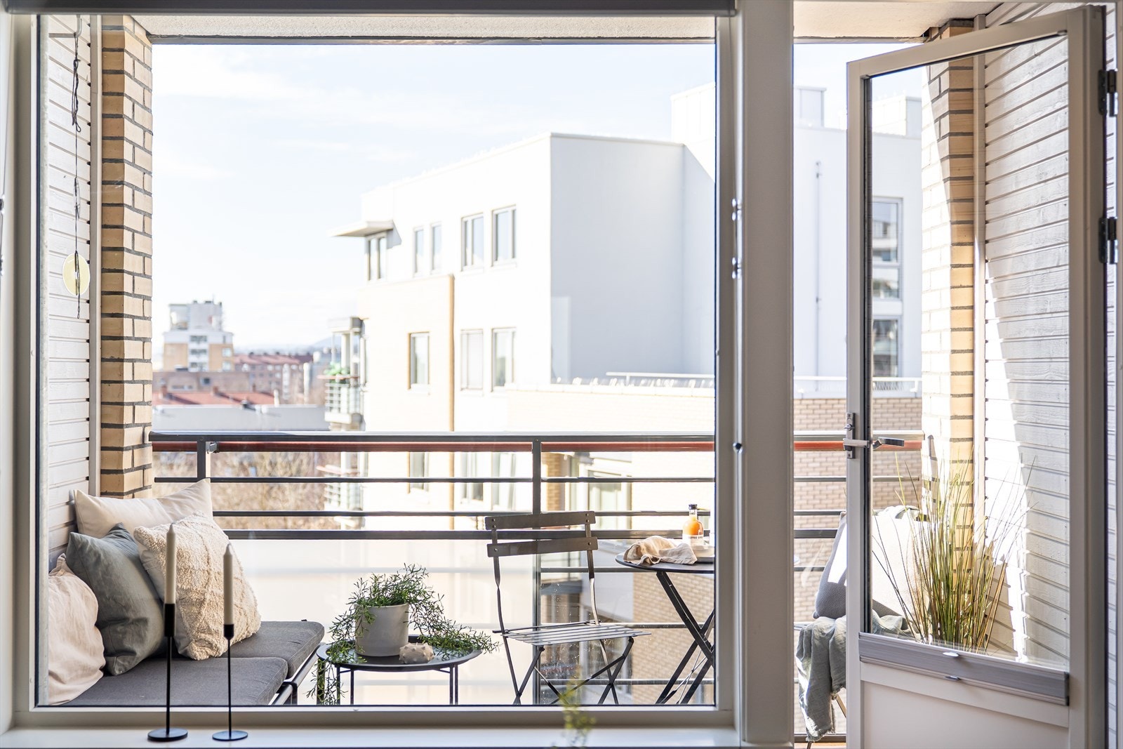 Her kan du innrede med en liten sittegruppe, samt grill. Galleribilde