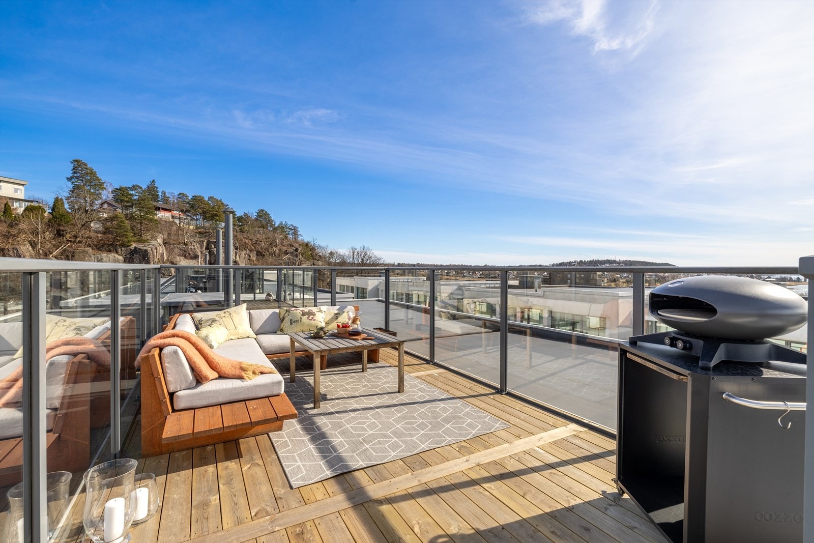 Her har man en solrik takterrasse med sol fra morgen til kveld! Galleribilde