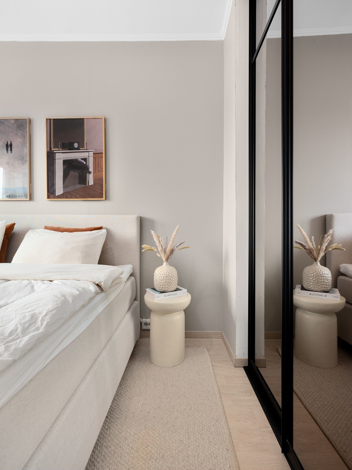 Soverommet vender mot en rolig internbeliggenhet som sikrer deg en god nattesøvn. Galleribilde