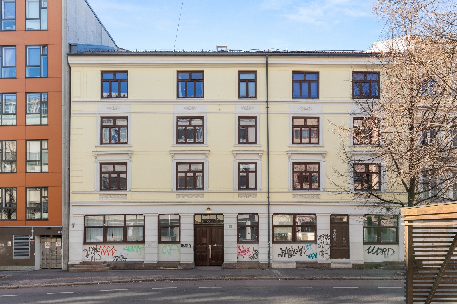 Fasade - Klassisk bygård rehabilitert i 2007. Galleribilde