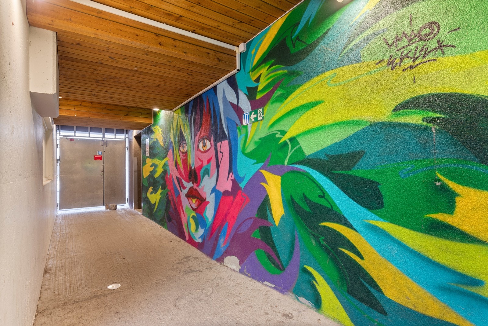 Oppgang. Galleribilde