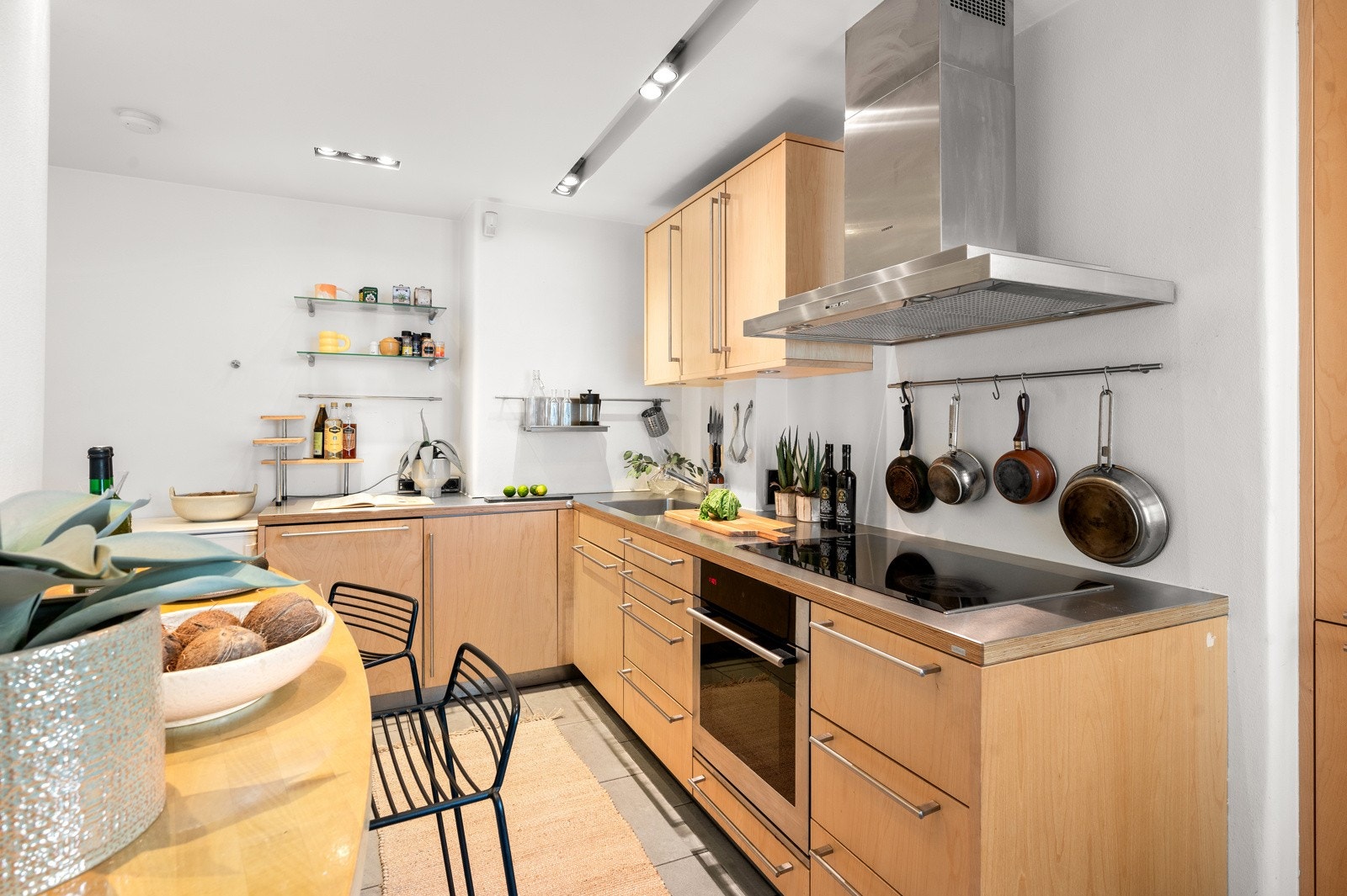 Kjøkken med standard fra 2004. Galleribilde