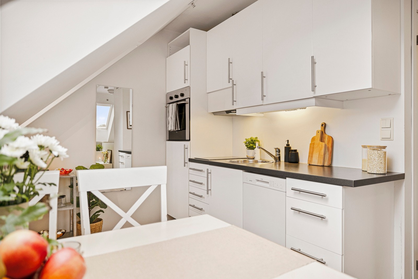 Moderne og tidløst kjøkken Galleribilde