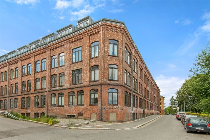 Gården er opprinnelig bygget i 1898, men ble i 2007 rehabilitert og omgjort til 143 lekre boliger Galleribilde