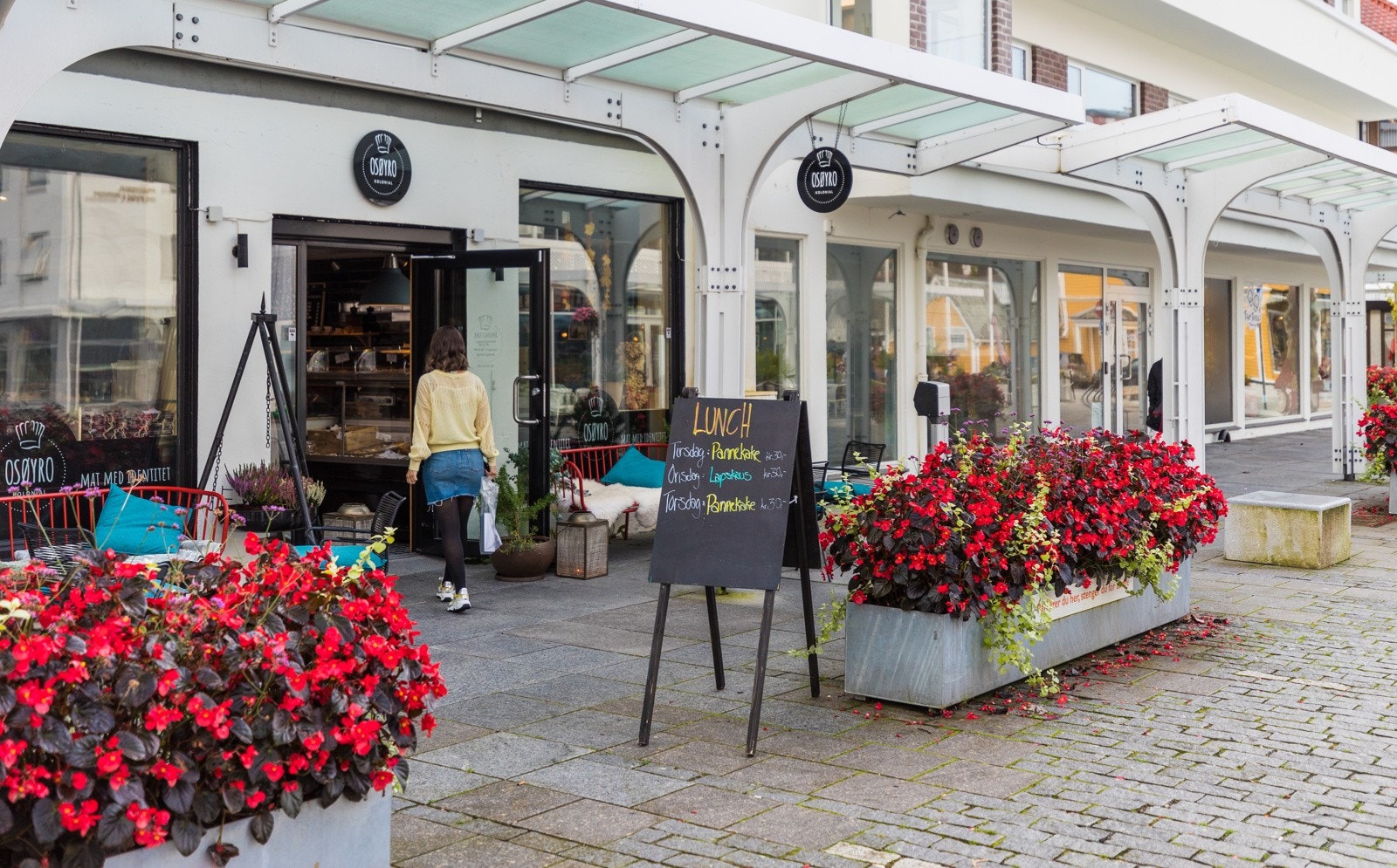Det er 10 minutter å gå til Os sentrum. Galleribilde