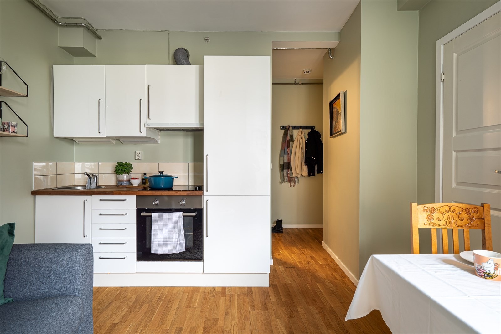 En lys og innbydende 2-roms leilighet i idylliske Iladalen. Galleribilde