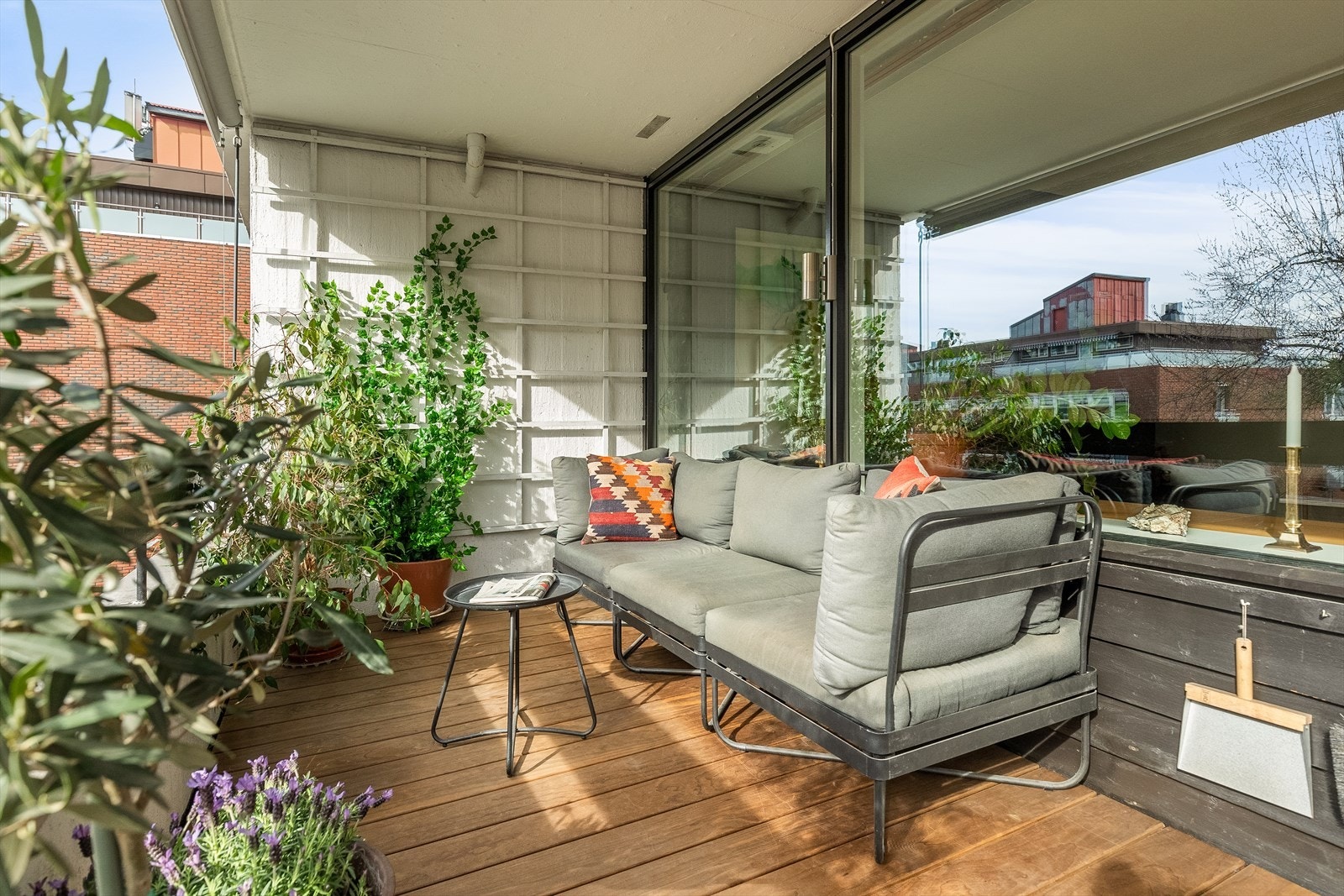 God plass til stort møblement og store sittegrupper. Galleribilde