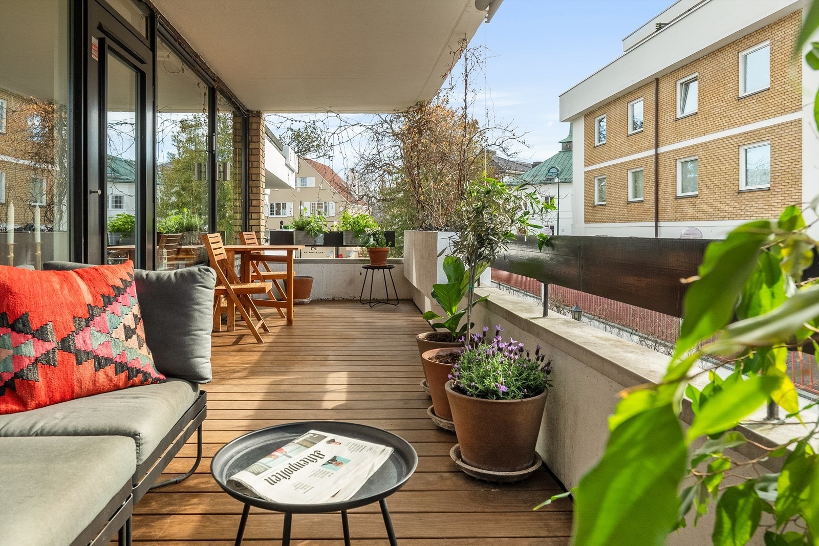 Balkongen er av stor størrelse, og oppleves som usjenert. Galleribilde