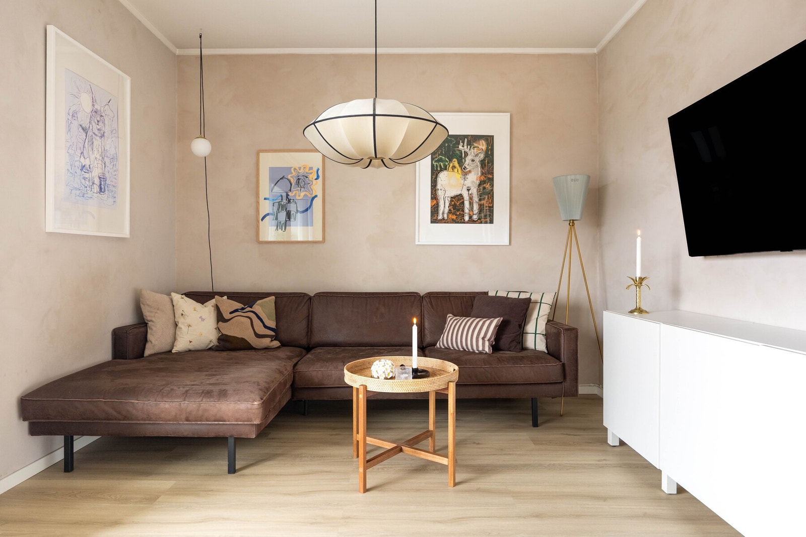 Det er naturlig plass til TV-krok. Galleribilde