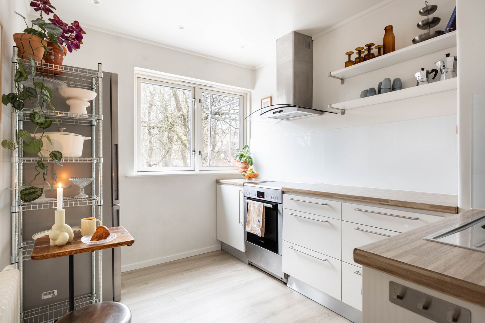 Videre er det et separat kjøkken. Galleribilde