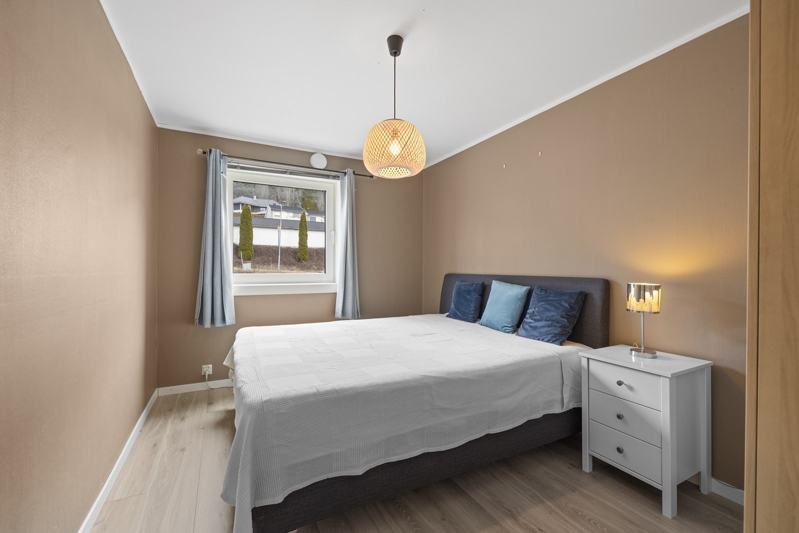 Leiligheten har 2 fine soverom. Galleribilde