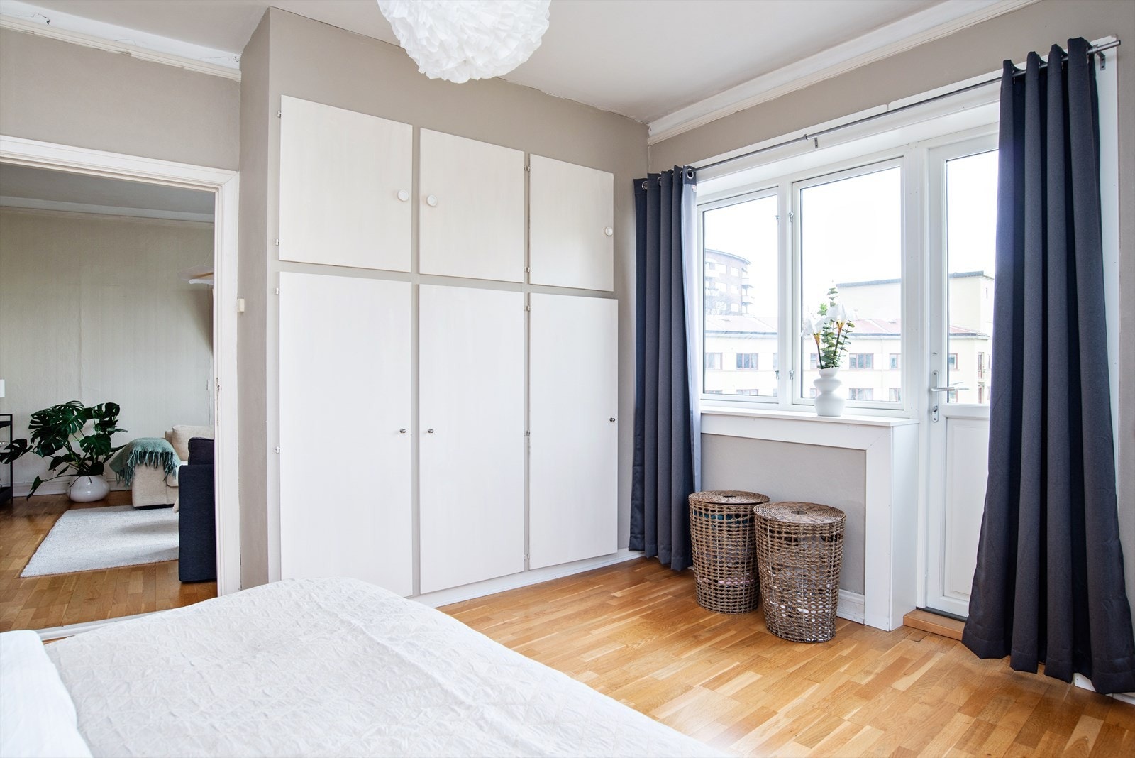 Plassbygget skap, som gir gode oppbevaringsmuligheter Galleribilde