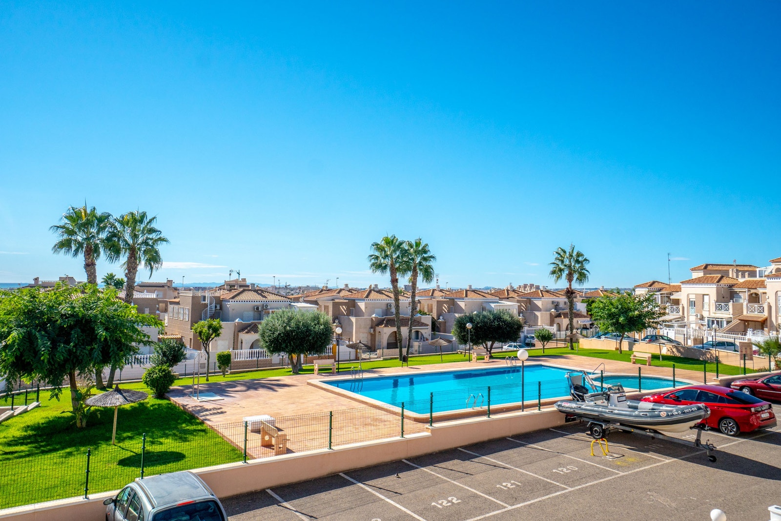 Utsikten til fellesbassenget Galleribilde