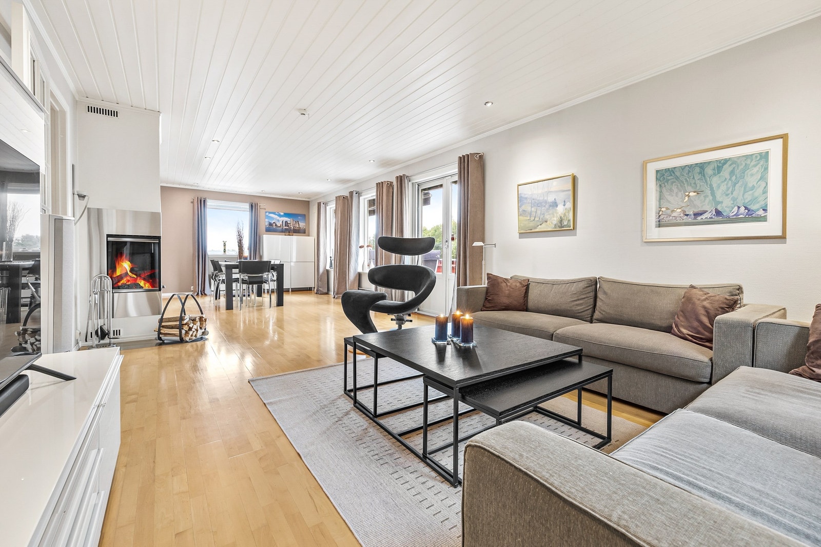 Flott familiebolig mtp. innhold, størrelse og planløsning - Gjennomtenkte og gode rom/planløsninger Galleribilde