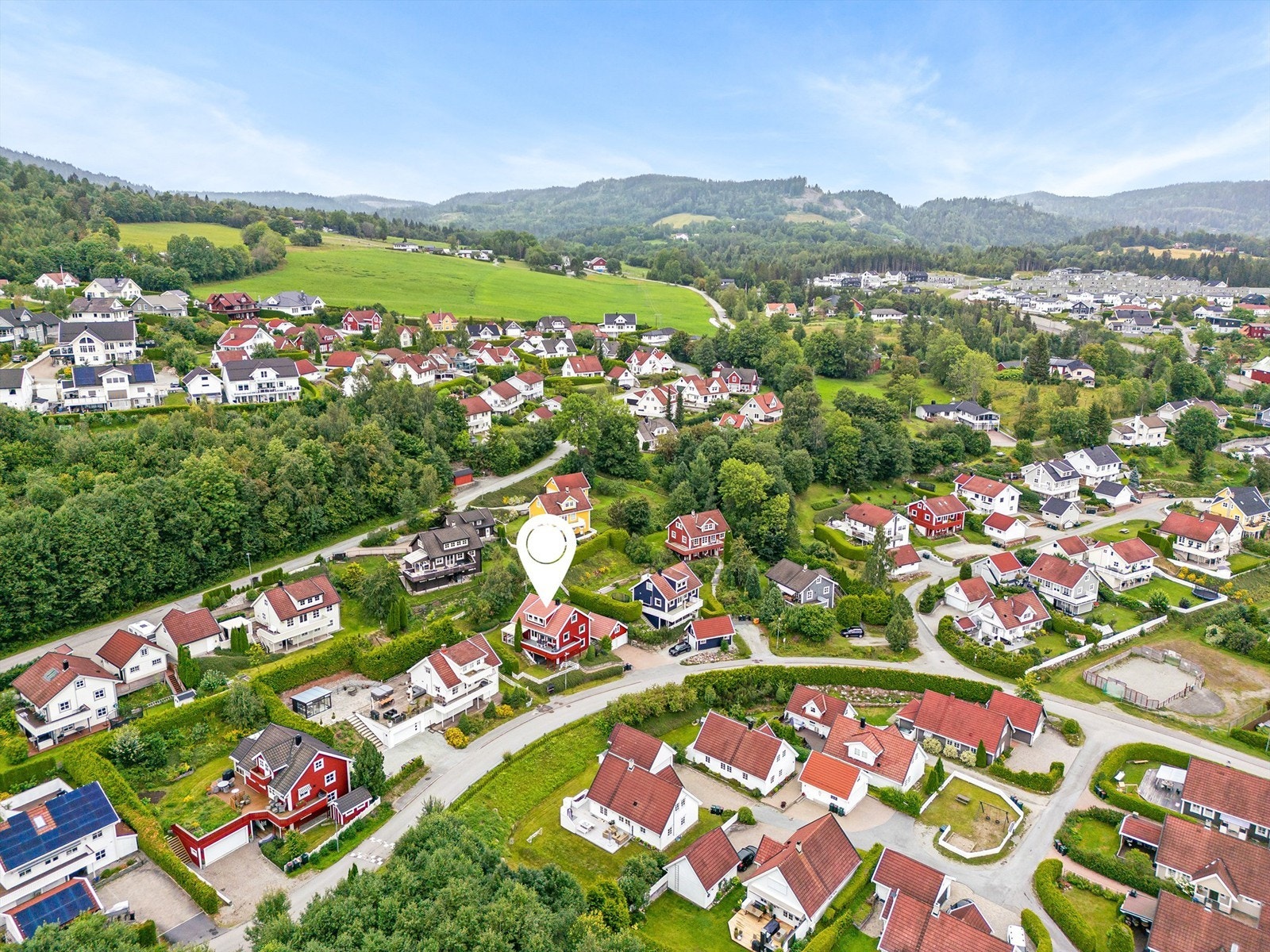 Flott turterreng med skiløyper og stier i nærheten av eiendommen Galleribilde