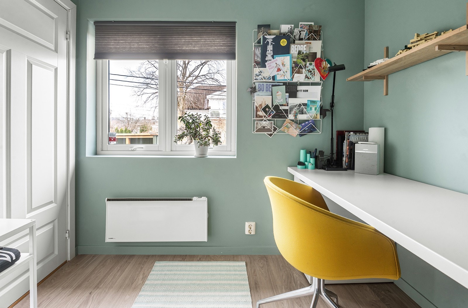 Et mindre soverom nr. 3 / kontor Galleribilde