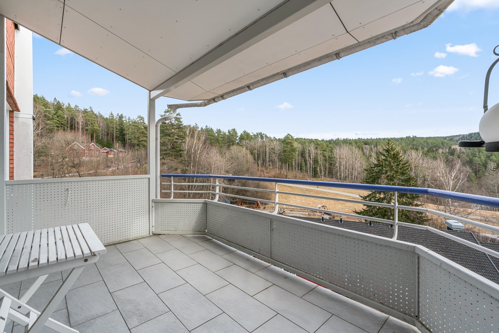 Utsyn mot Østmarka Galleribilde