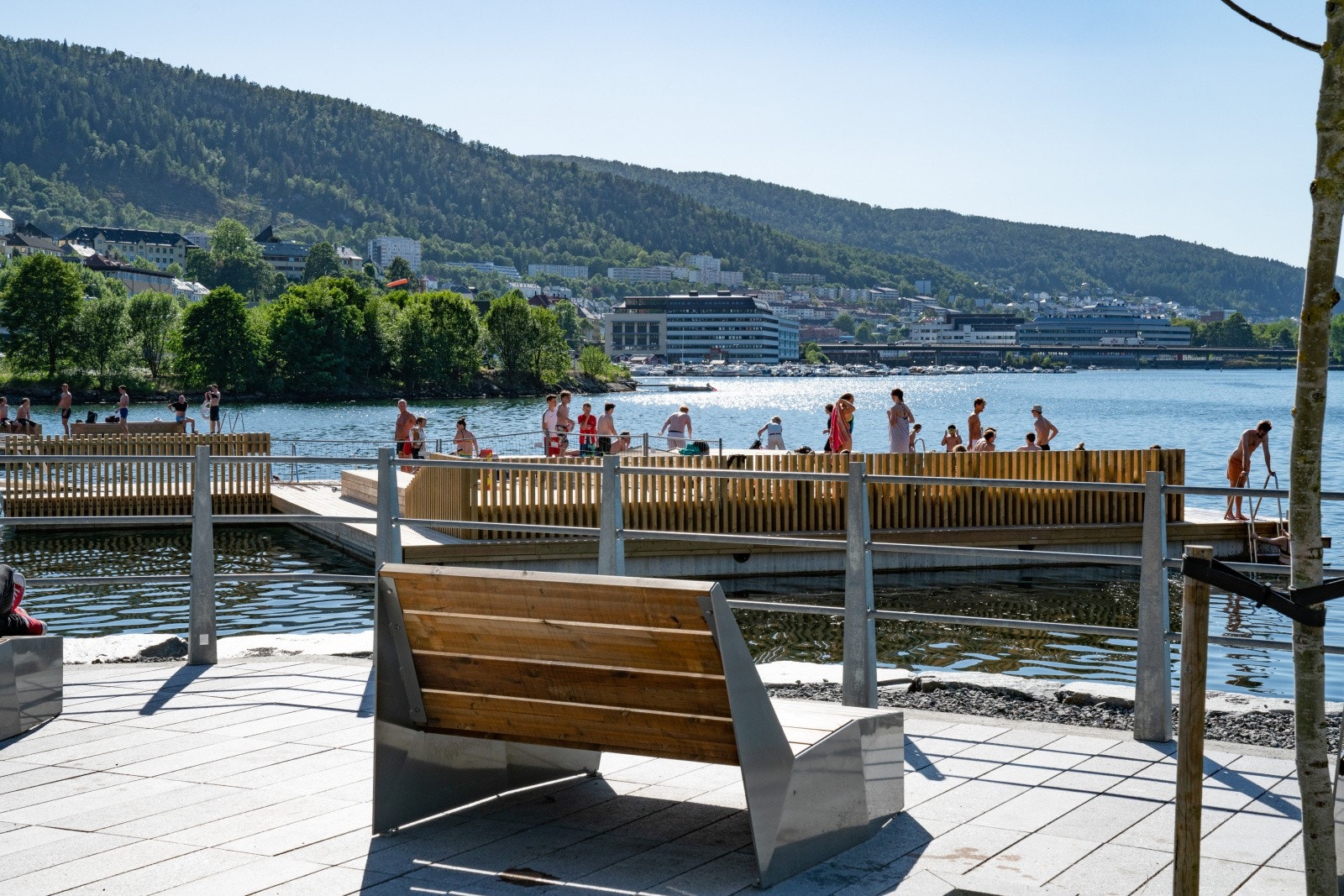 Store Lungegårdsvannet ligger like utenfor døren og kan tilby en koselig spasertur eller en joggetur. Galleribilde